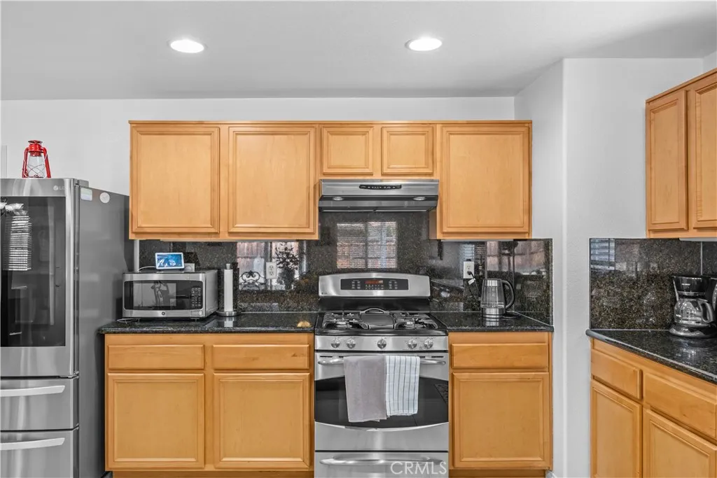 Additional image 14 of 45020 Sonia Dr, Lake Elsinore, CA 92532
