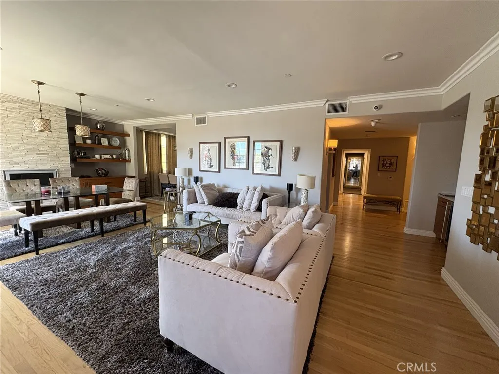 Additional image 19 of 10595 Ashton Avenue Unit 201, Los Angeles, CA 90024