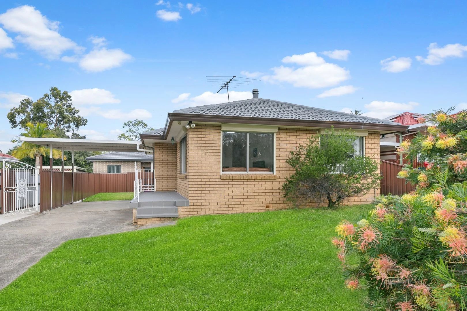 23 Rudolf Road, Seven Hills NSW 2147