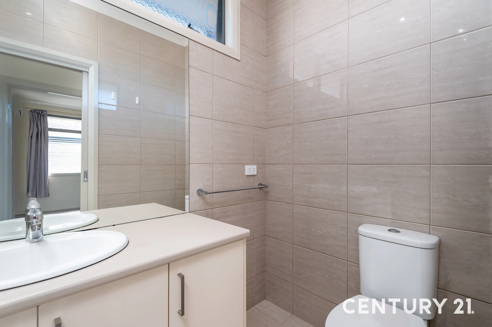 Additional image 10 of 2/84 Kanooka Grove, Clayton VIC 3168