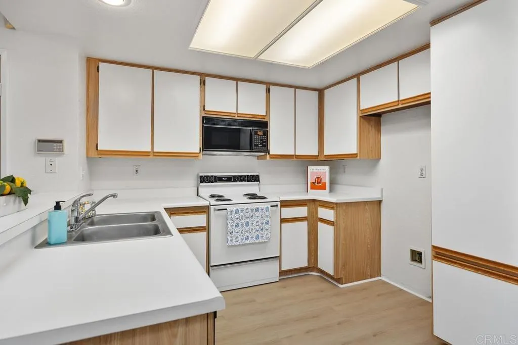 Additional image 18 of 2800 Keller Dr. Unit 306, Tustin, CA 92782