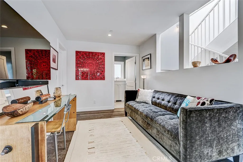Additional image 39 of 1074 7th St, Hermosa Beach, CA 90254