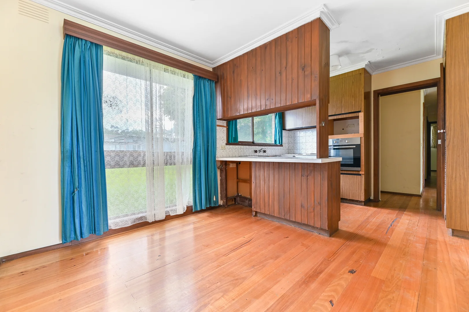 Additional image 2 of 186 Sladen Street, Cranbourne VIC 3977