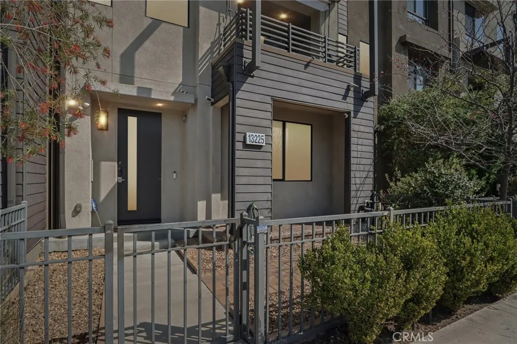 Additional image 30 of 13225 Victory Boulevard, Valley Glen, CA 91401
