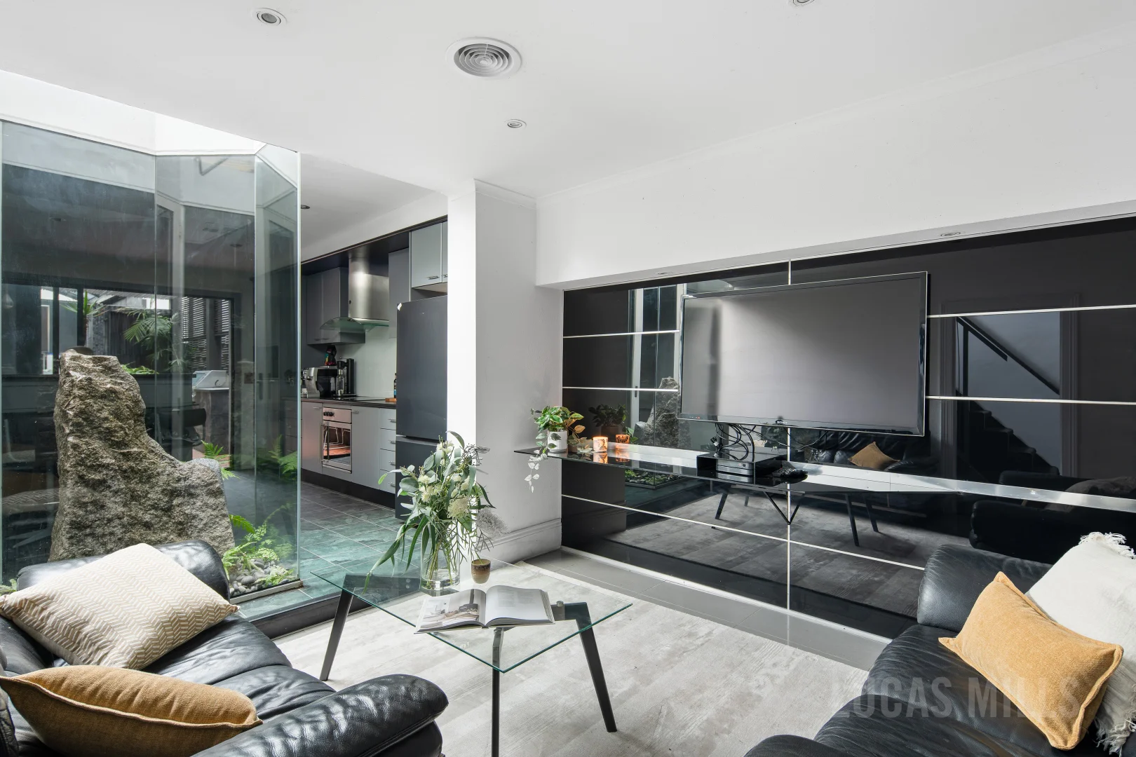 Additional image 5 of 30 Eades Place, West Melbourne VIC 3003