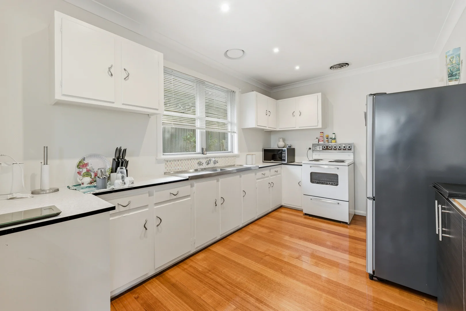Additional image 5 of 30 Surrey Road, Mount Waverley VIC 3149