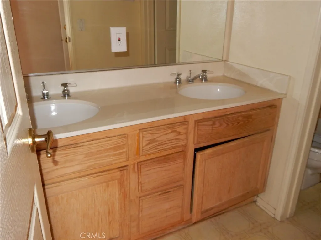 Additional image 89 of 2819 W Calle Celeste Dr, Rialto, CA 92377