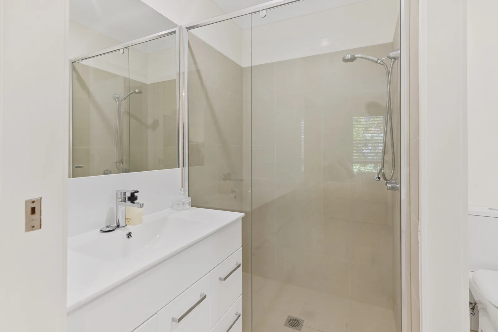 Additional image 13 of 42/31 Simpsons Road, Elanora QLD 4221