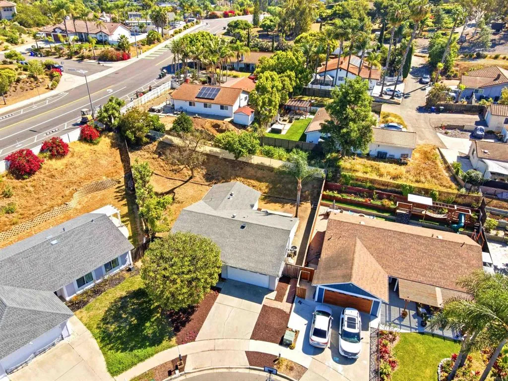 Additional image 92 of 1835 Debra Lane, Vista, CA 92084