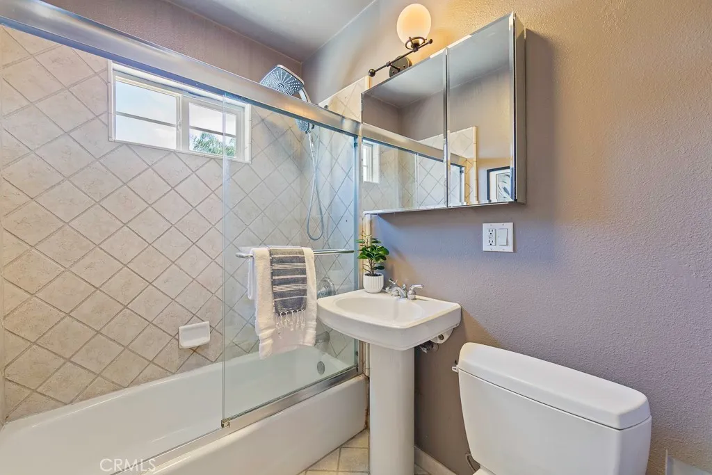 Additional image 66 of 1832 N Brighton St, Burbank, CA 91506