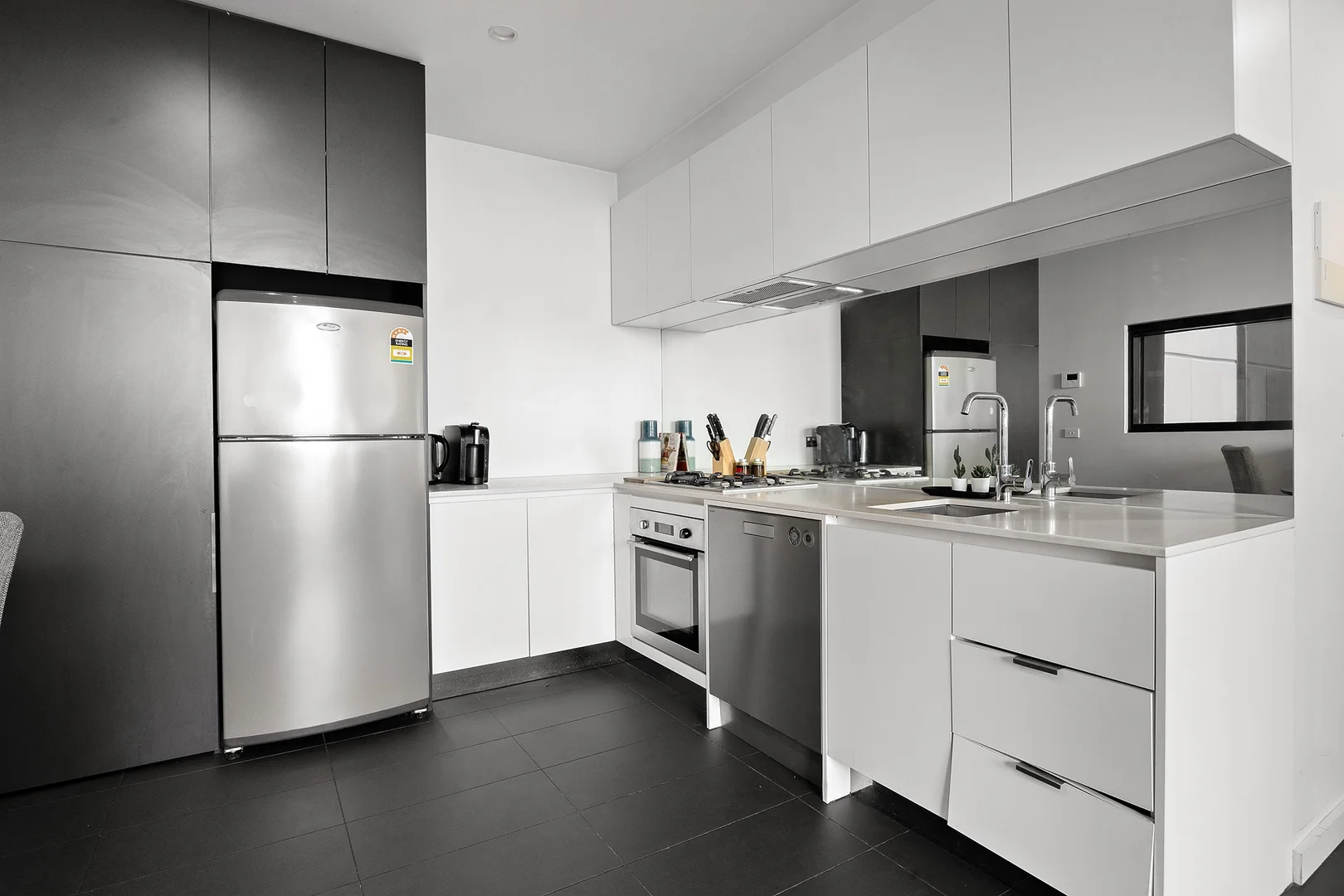 Additional image 4 of 1204/101 St Kilda Road, St Kilda VIC 3182