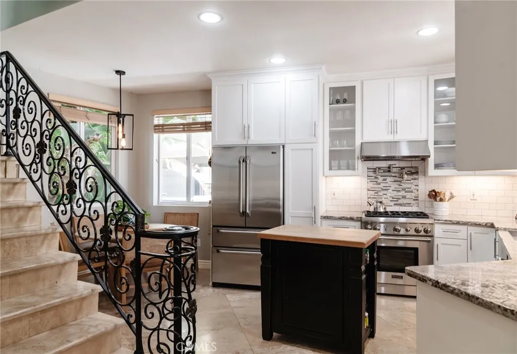 Additional image 8 of 230 Ardmore Avenue, Hermosa Beach, CA 90254
