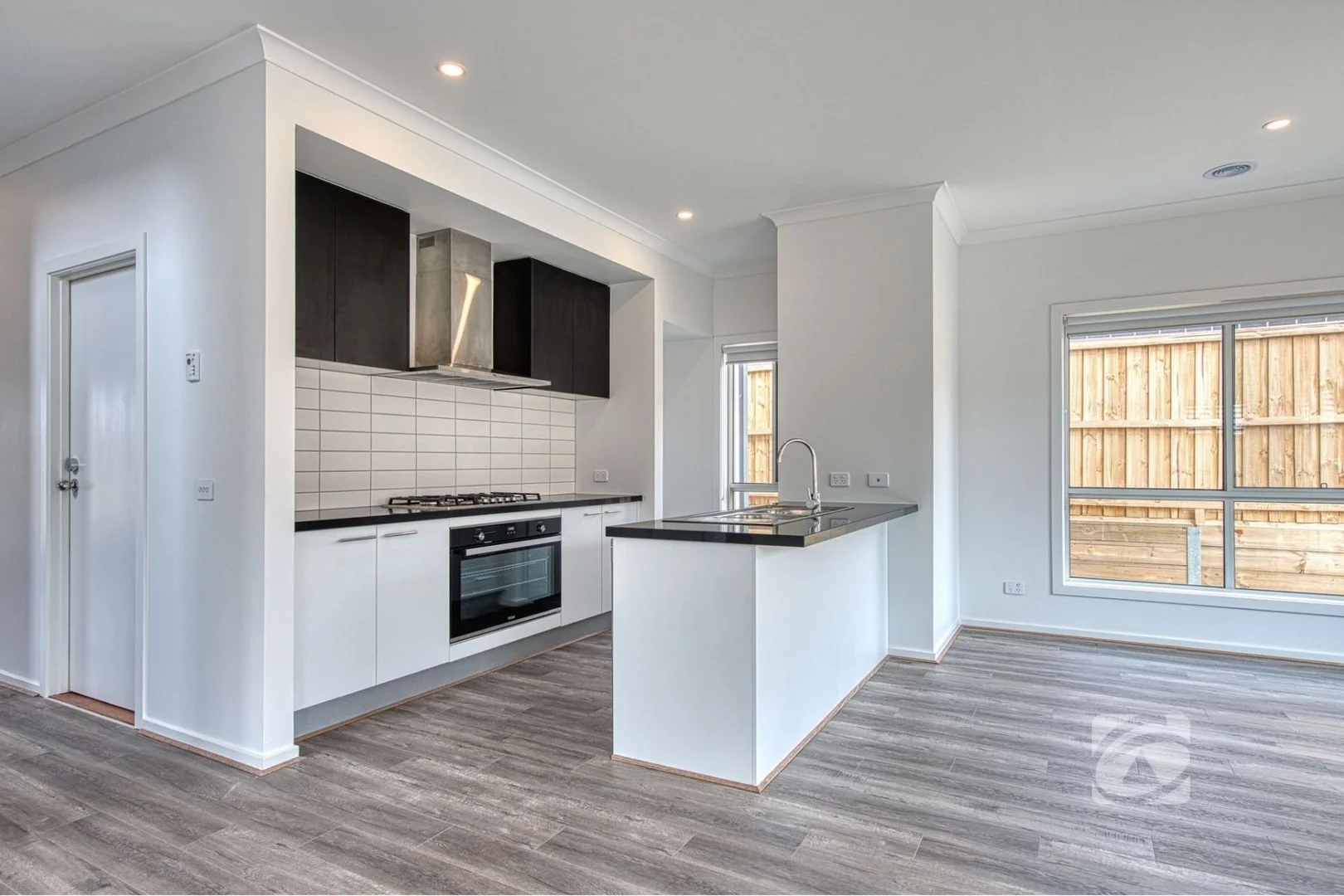 Additional image 4 of 35 Allan Close, Pakenham VIC 3810