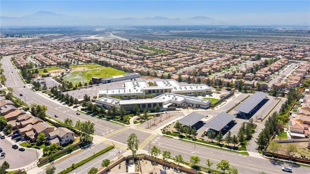 Additional image 99 of 3826 Bur Oak Rd, San Bernardino, CA 92407