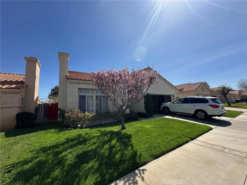 37730 Scomar St, Palmdale, CA 93550 photo 4