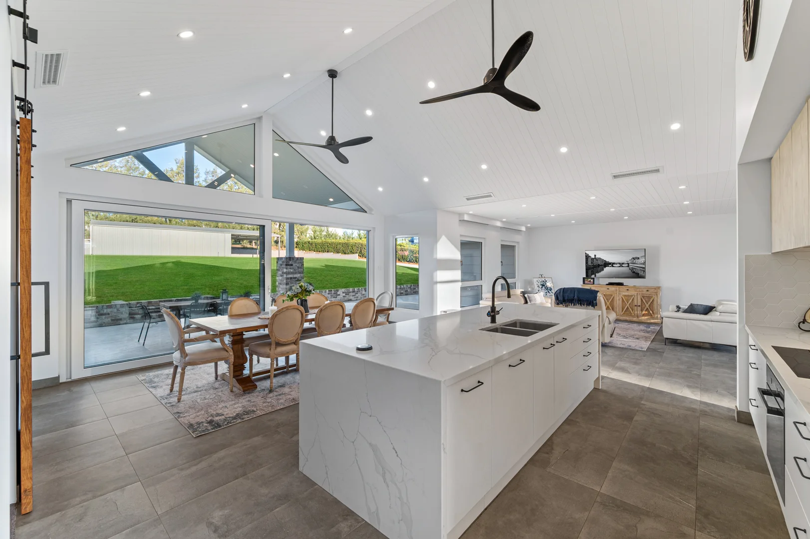 Additional image 7 of 3 Stimpson Crescent, Grasmere NSW 2570