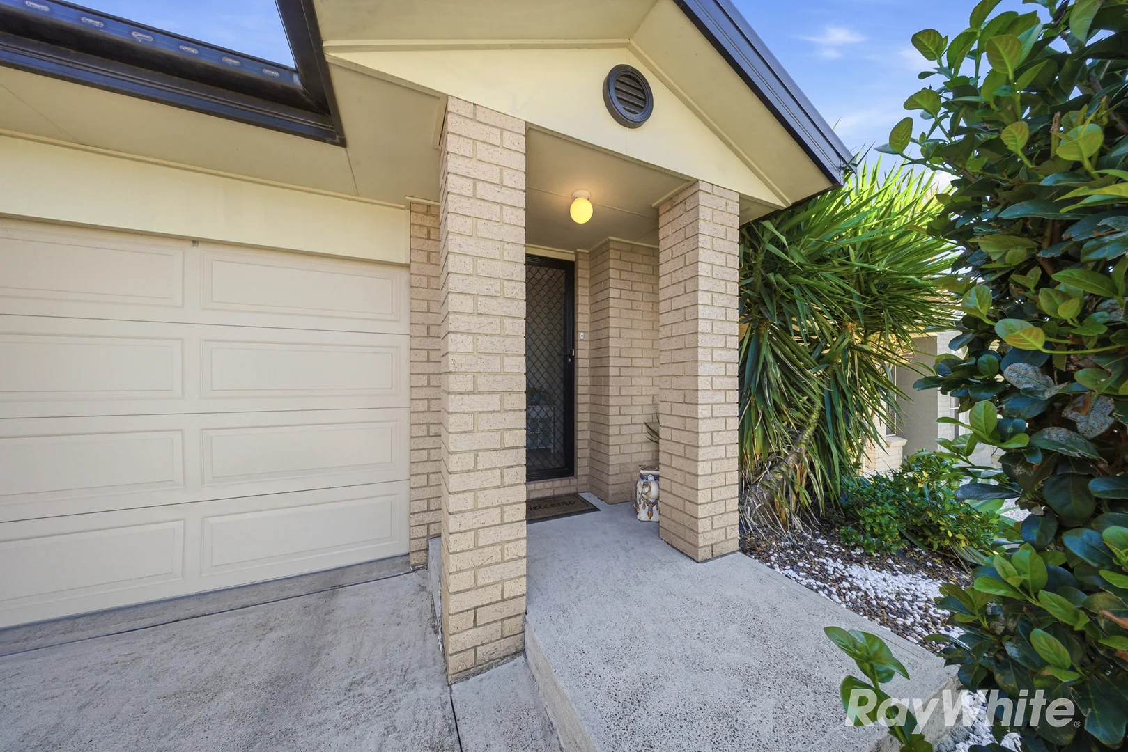 Additional image 2 of 2/87 Clayton Crescent, Rutherford NSW 2320