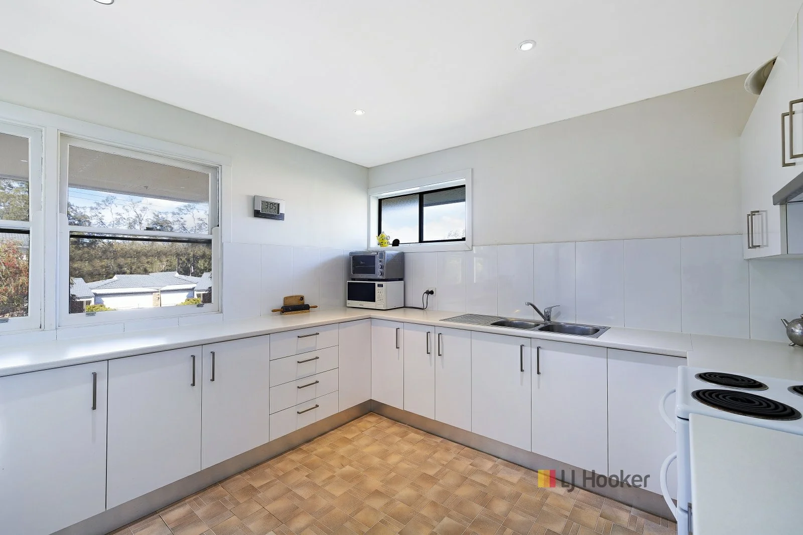 Additional image 2 of 38 Natuna Avenue, Budgewoi NSW 2262