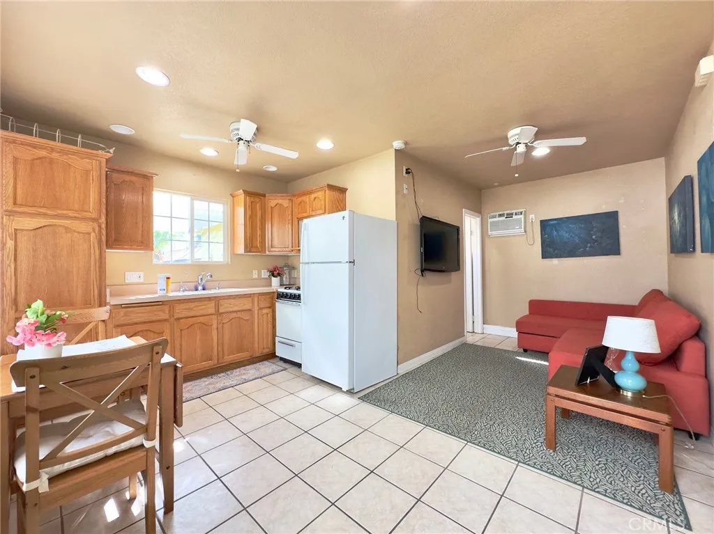 Additional image 105 of 218 Princeton Avenue, Claremont, CA 91711