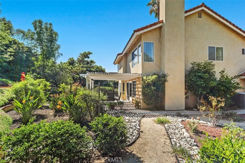 Additional image 45 of 305 Mission Grove Pkwy N, Riverside, CA 92506