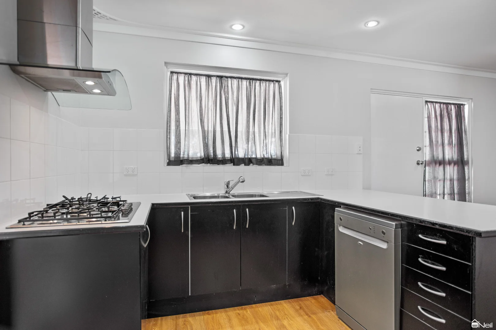 Additional image 4 of 61 Amanda Drive, Camillo WA 6111