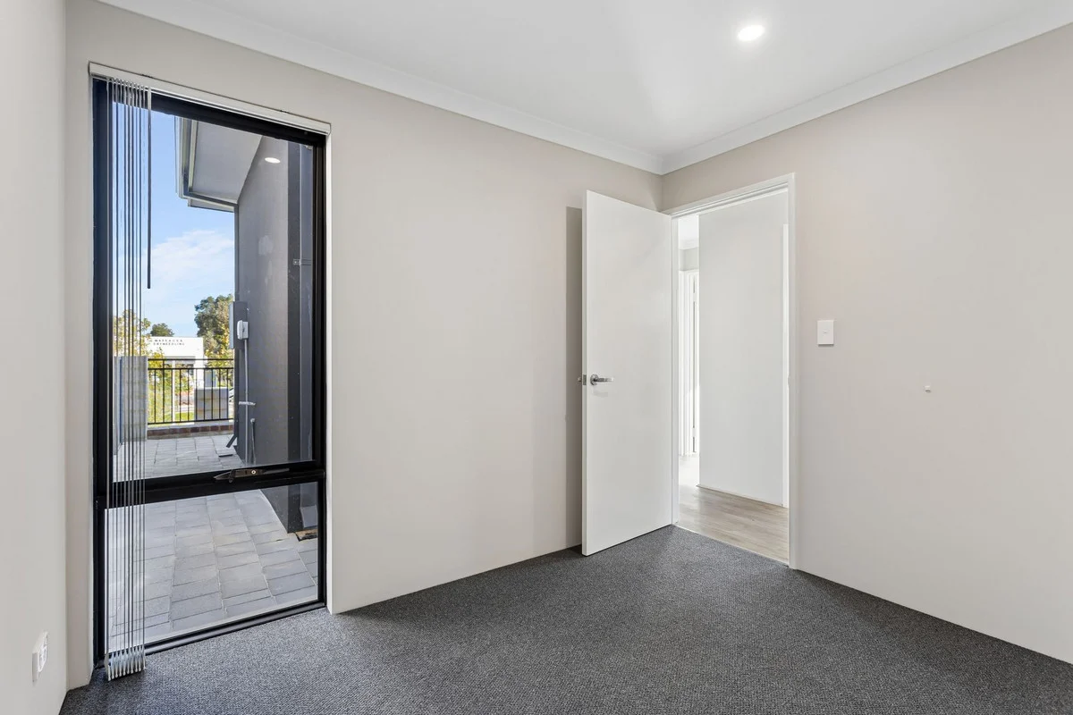 Additional image 8 of 40 Jewel Way, Banksia Grove WA 6031