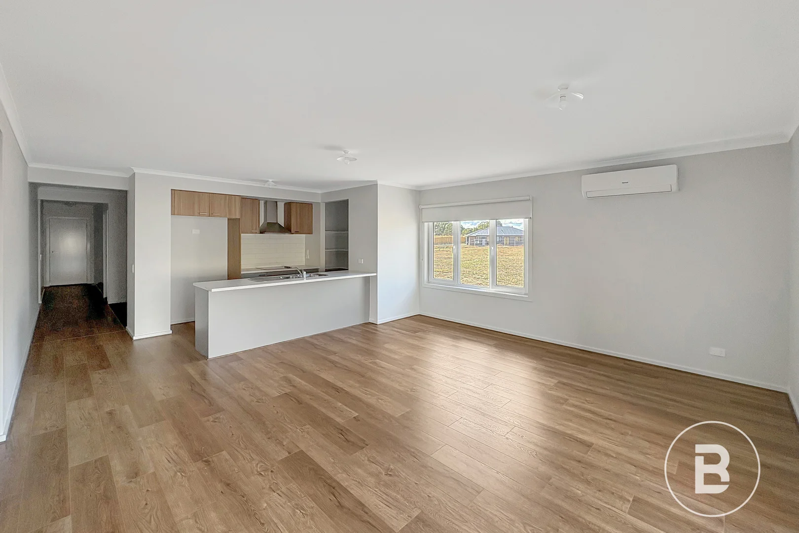 35 Damman Drive, Ararat VIC 3377 photo 2