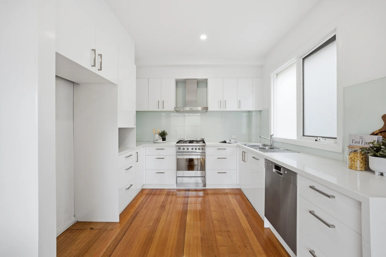 Additional image 4 of 3/5 Walker Avenue, Hampton VIC 3188