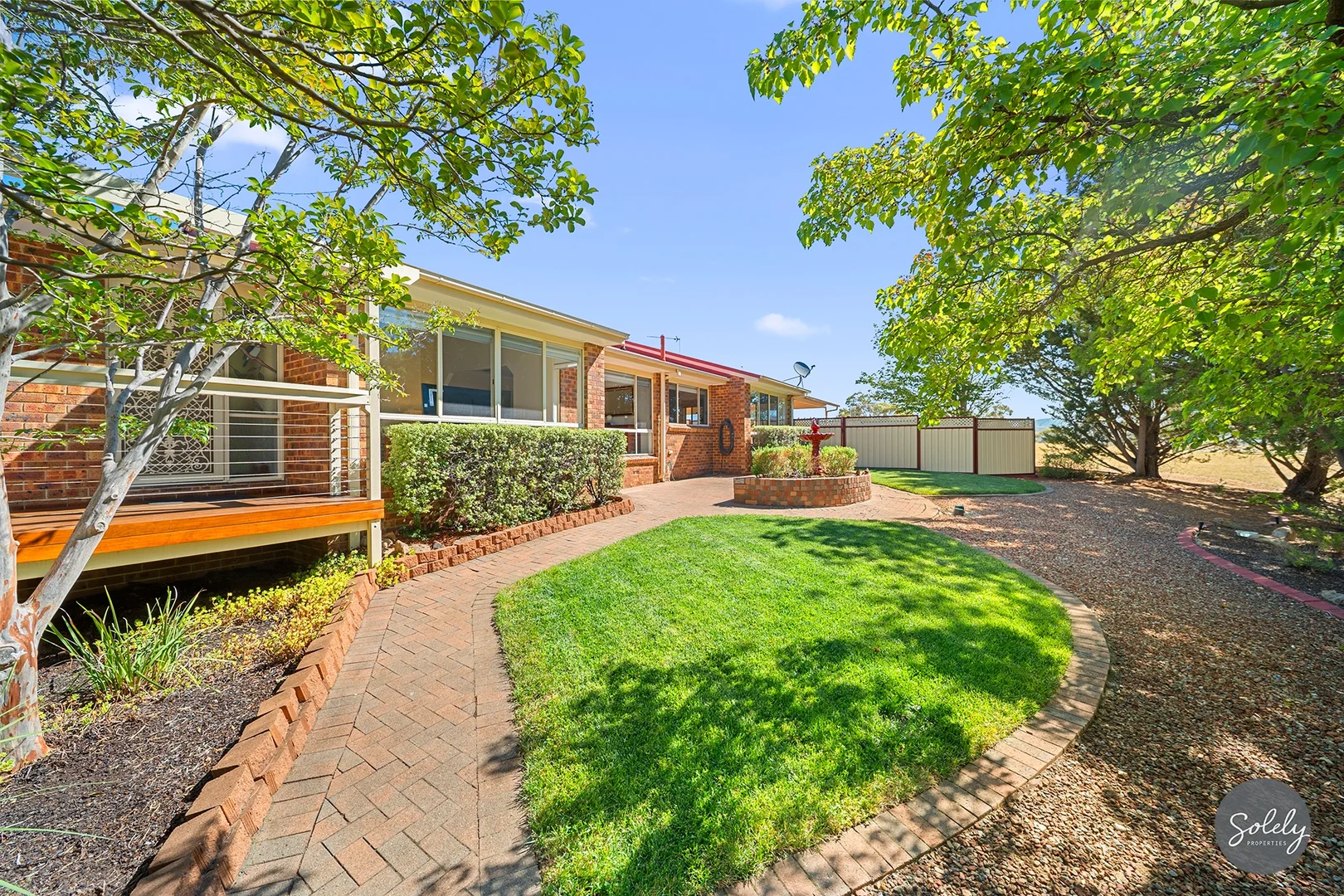 Additional image 28 of 2 Fingleton Crescent, Gordon ACT 2906