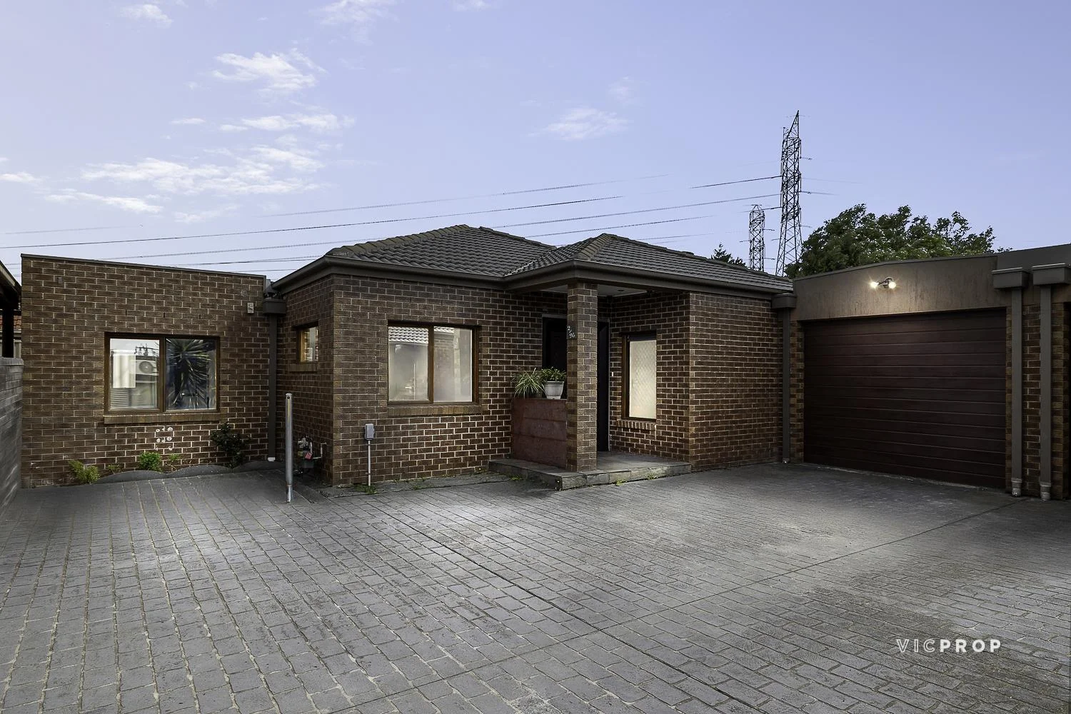 2/96 Heyington Avenue, Thomastown VIC 3074