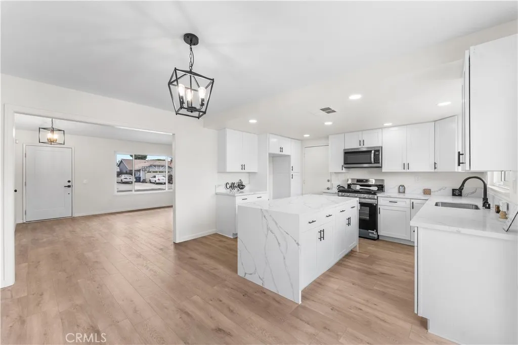 Additional image 8 of 37863 17th Street E, Palmdale, CA 93550