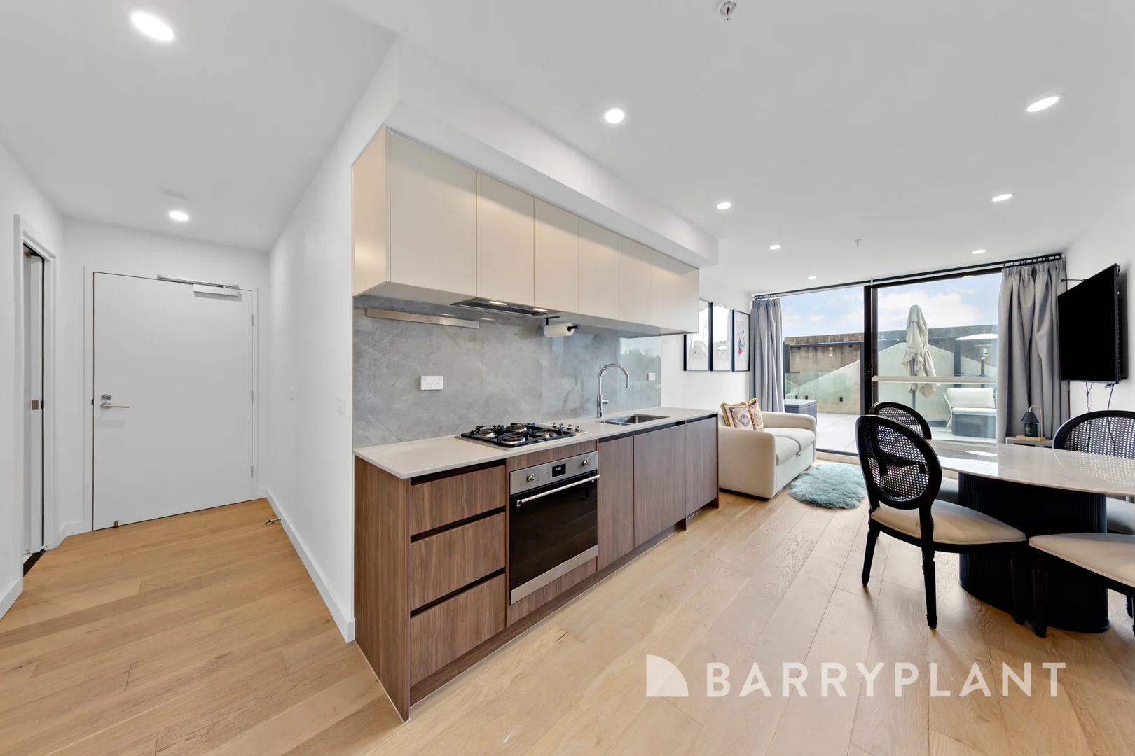 Additional image 2 of 305/101 Rosslyn Street, West Melbourne VIC 3003