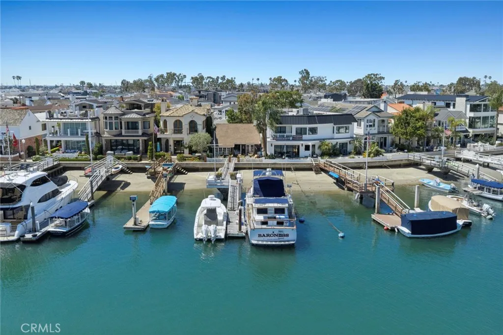 323 E Bay Front, Newport Beach, CA 92662 photo 3