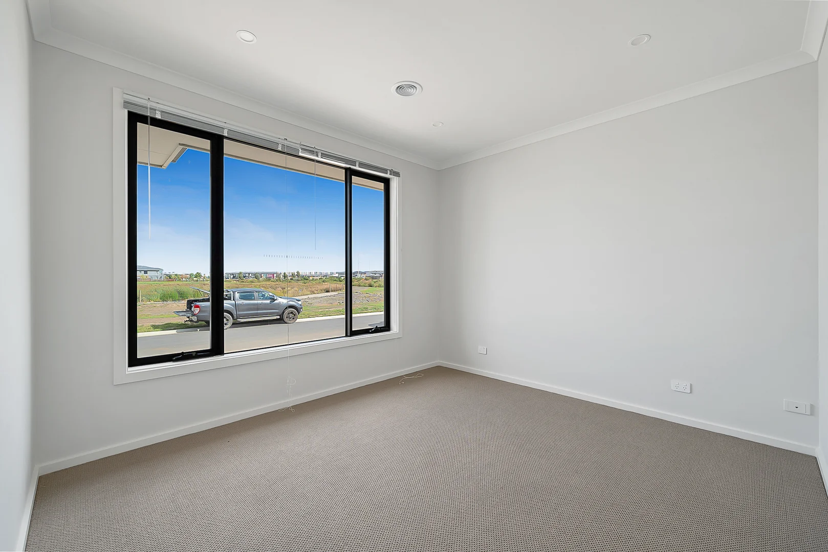 Additional image 4 of 35 Villa Doria Drive, Clyde North VIC 3978