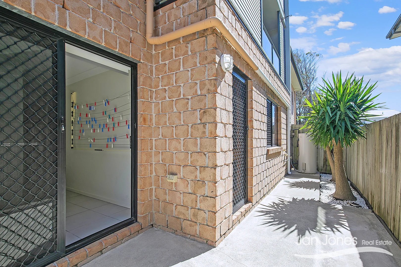 Additional image 23 of Unit 8/12-14 Georgina Street, Woody Point QLD 4019
