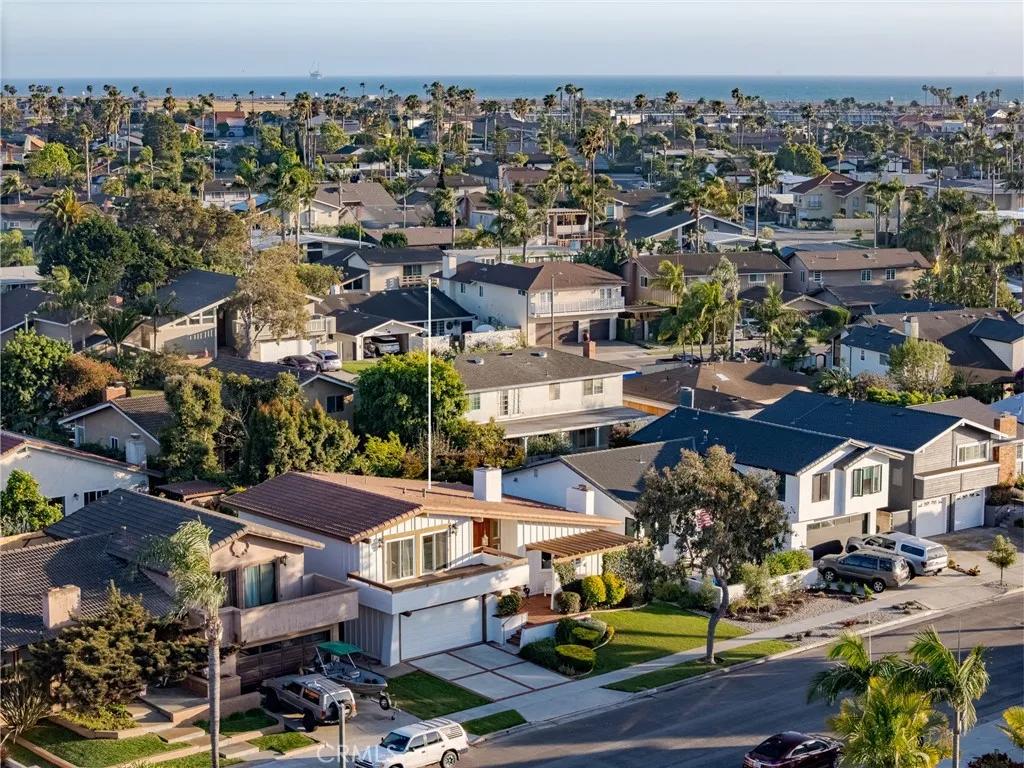 4192 Branford Dr, Huntington Beach, CA 92649