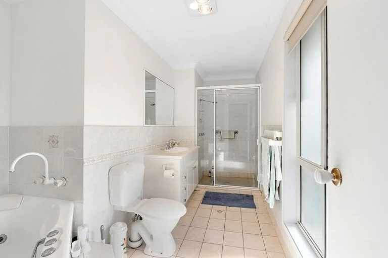Additional image 10 of 19 Goldfinch Avenue, Burleigh Waters QLD 4220