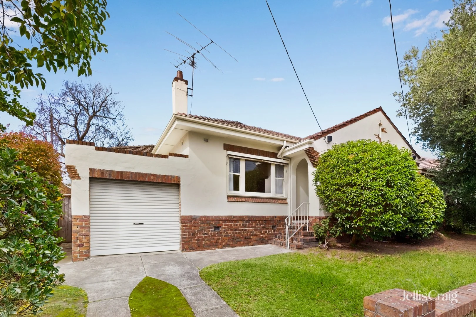 1 Loch Rae Court, Hawthorn VIC 3122