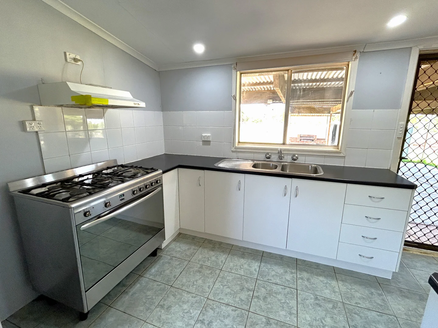 Additional image 2 of 36 Iverach Street, Coolamon NSW 2701