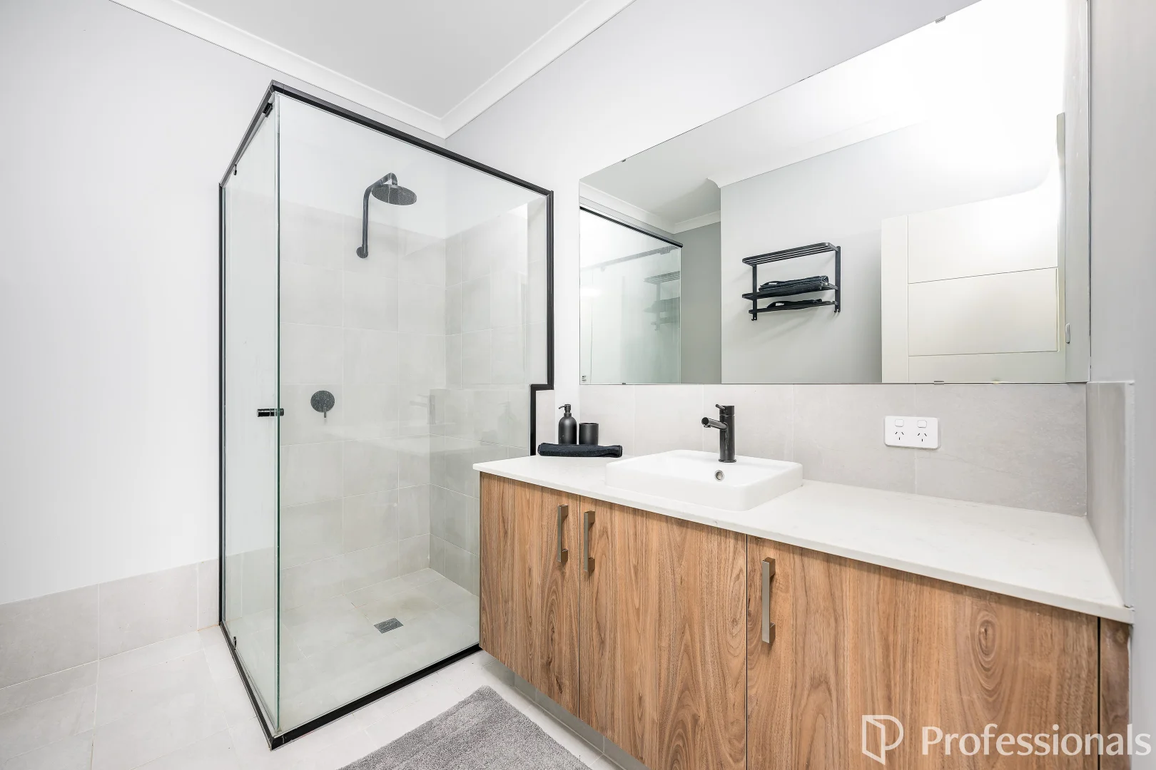Additional image 36 of 57 Casina Way, Jindalee WA 6036