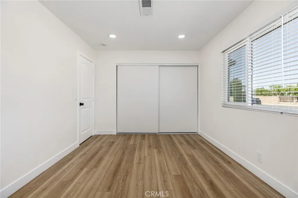 Additional image 83 of 579 W Mayberry Avenue, Hemet, CA 92543