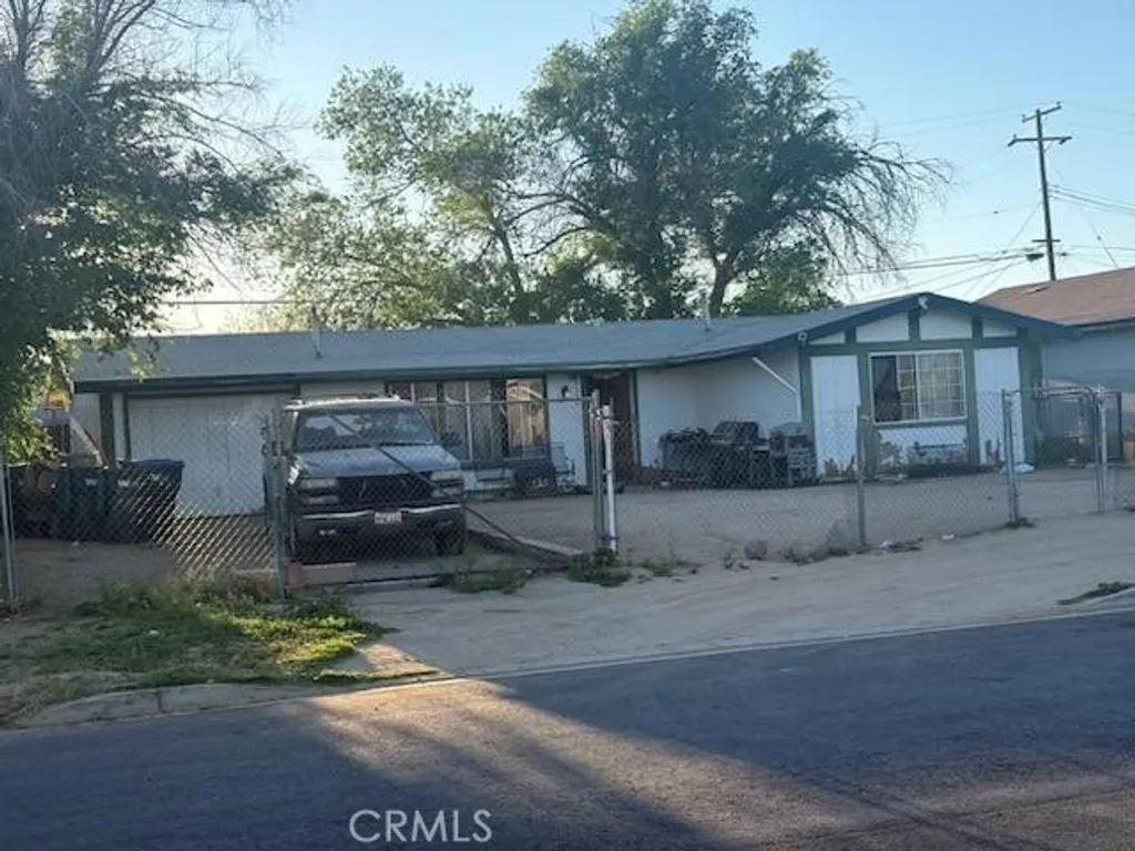 Additional image 4 of 21207 Kenniston St, California City, CA 93505