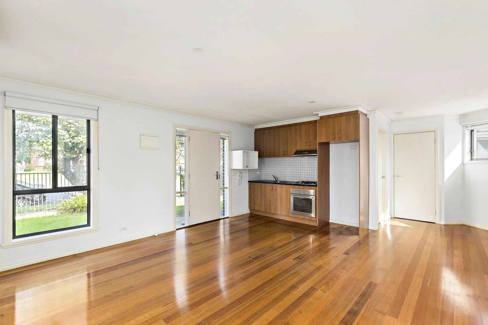 Additional image 2 of 1/7 Dunolly Crescent, Reservoir VIC 3073