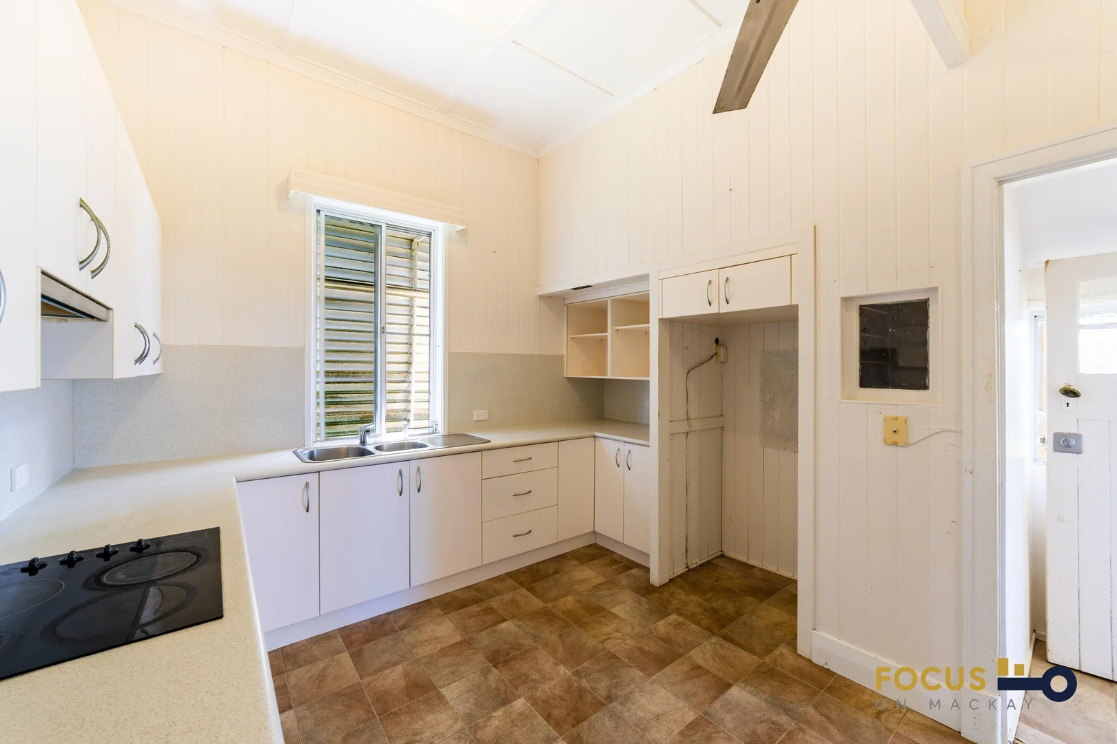Additional image 9 of 24 Leslie Street, Sarina QLD 4737