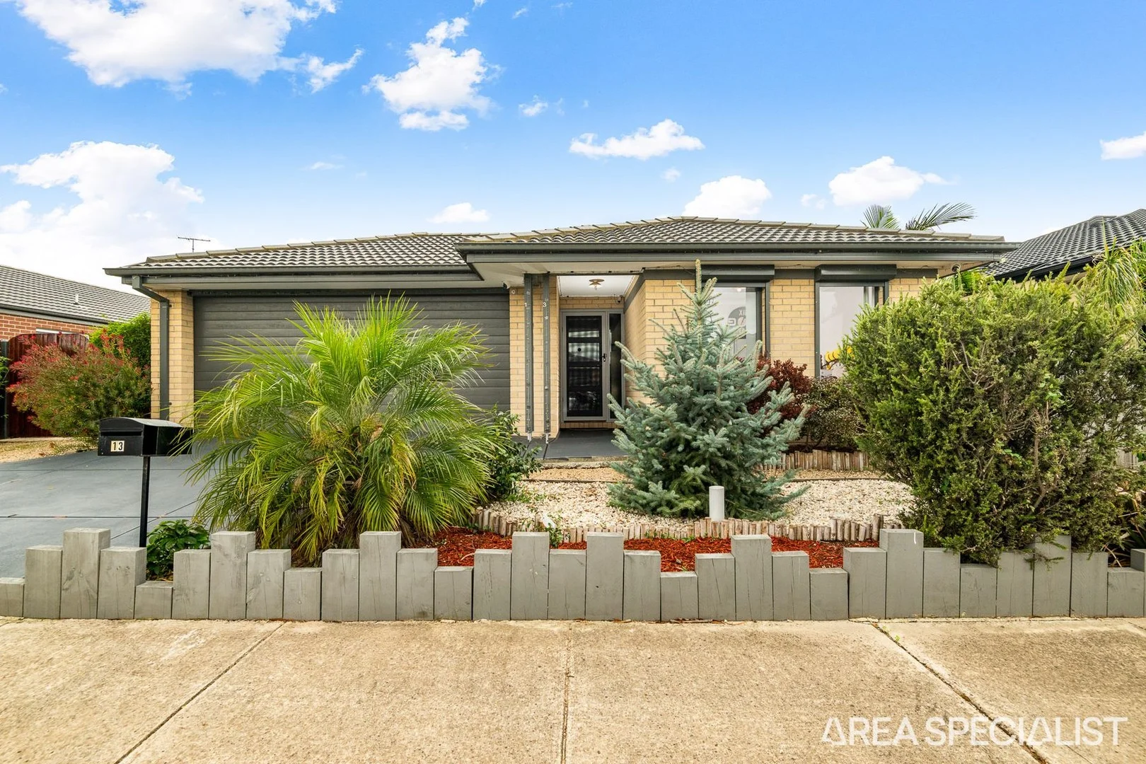 13 Uneta Court, Lovely Banks VIC 3213