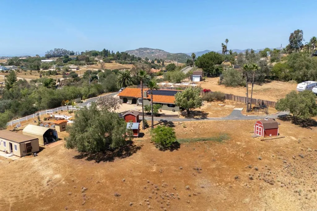 Additional image 77 of 9908 West lilac, Escondido, CA 92026