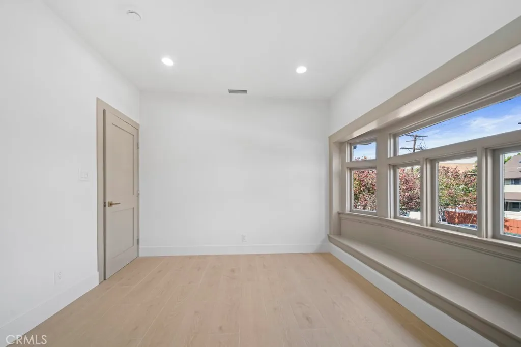 Additional image 32 of 1676 W 24th St, Los Angeles, CA 90007