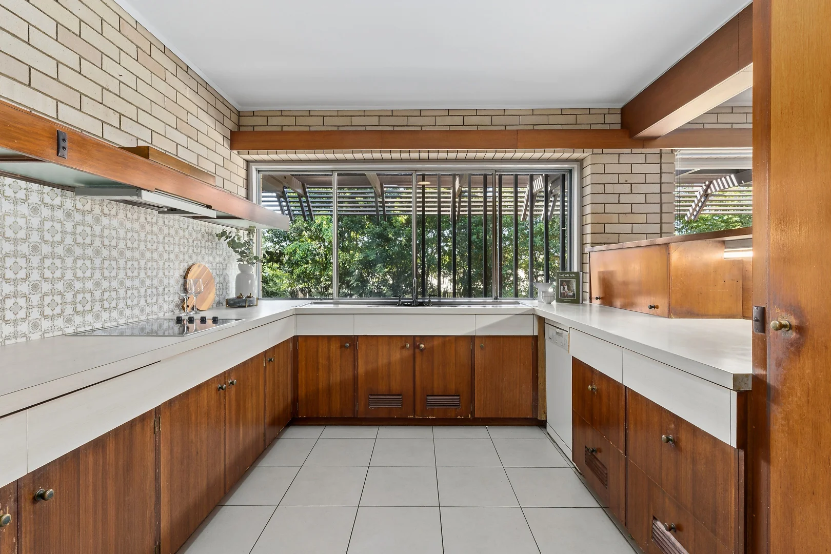 Additional image 8 of 10 Castile Street, Indooroopilly QLD 4068
