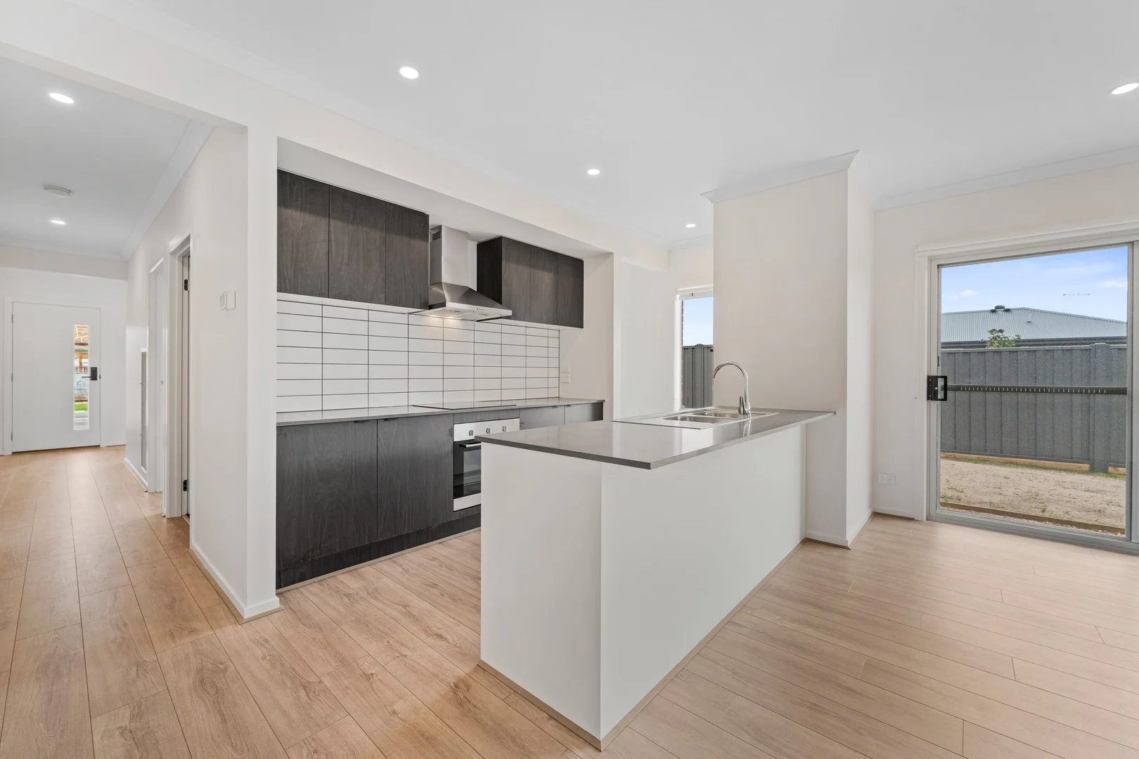 7 California Street, Clyde VIC 3978