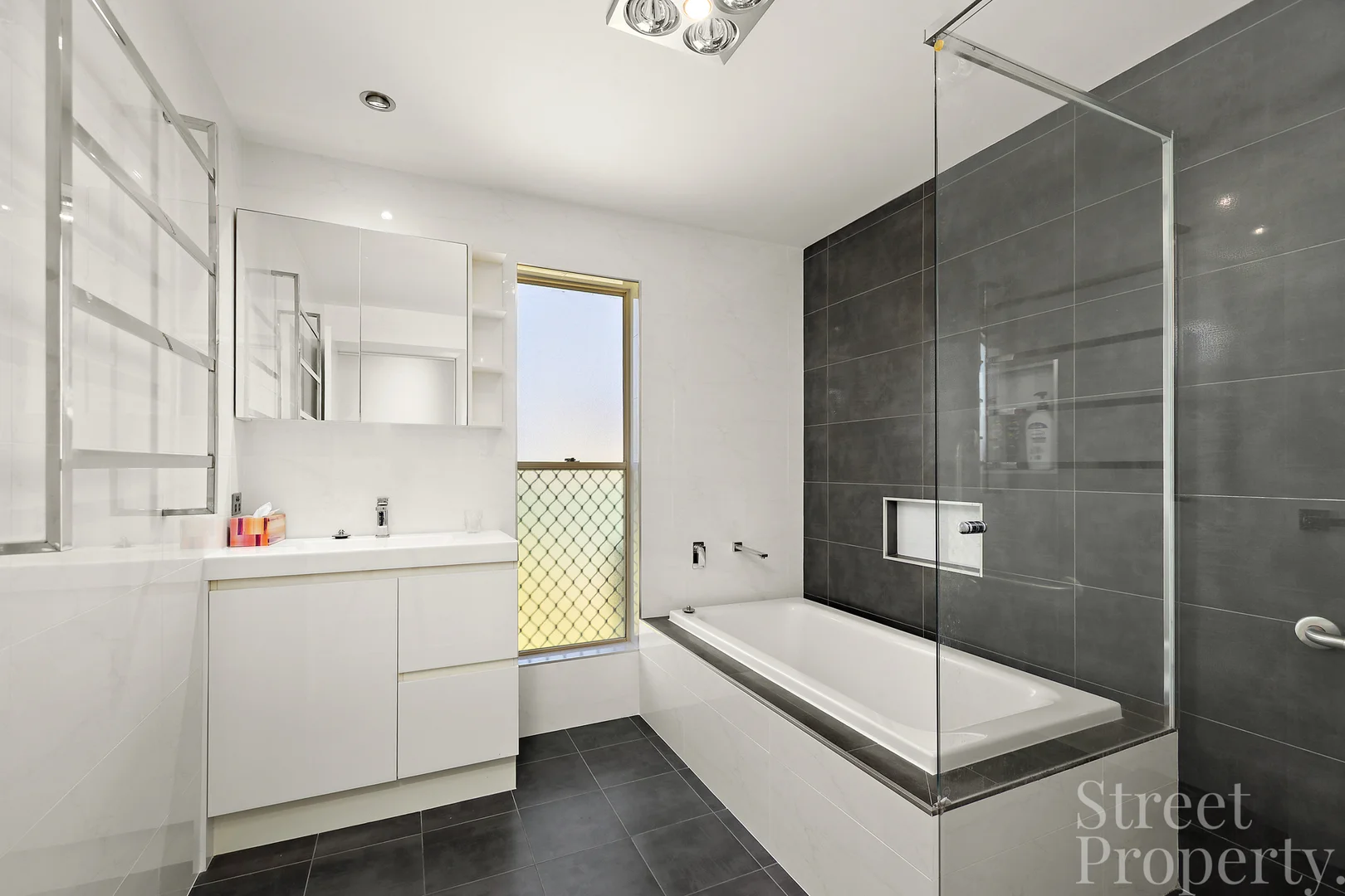 Additional image 8 of 1/137 Floraville Road, Floraville NSW 2280